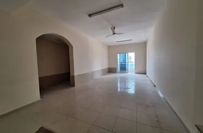 شقة - غرفة نوم - 2 حمامات للايجار في فلل الروضة 2 - 2  الروضة - الروضة - عجمان