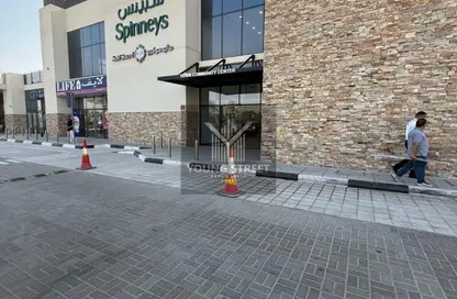 Retail - Studio for rent in Al Yelayiss 2 - Dubai