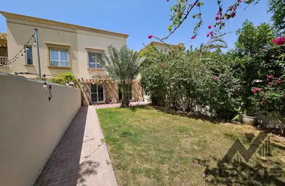 Villa - 2 Bedrooms - 3 Bathrooms for rent in Springs 8 - The Springs - Dubai