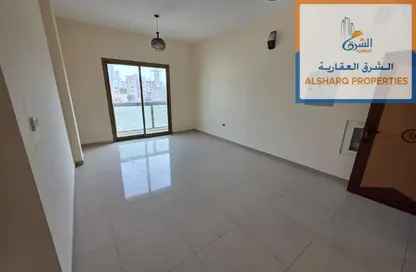 شقة - غرفة نوم - 1 حمام للايجار في برج الكورنيش - طريق كورنيش عجمان - عجمان