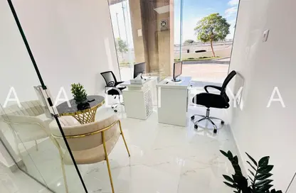 Office Space - Studio - 1 Bathroom for rent in Reem Residency - Al Karama - Dubai