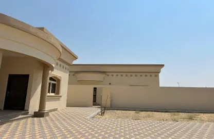 فيلا - 3 غرف نوم - 4 حمامات للايجار في السيوح 1 - السيوح - الشارقة