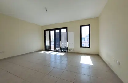 Villa - 4 Bedrooms - 6 Bathrooms for rent in Fortress Compound - Al Salam Street - Abu Dhabi