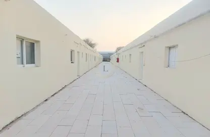 سكن عمال - استوديو - 8 حمامات للايجار في وادي العين 1 - النود - العين