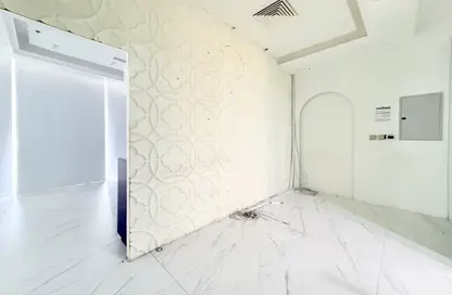 Shop - Studio for sale in Crystal Tower - Business Bay - Dubai