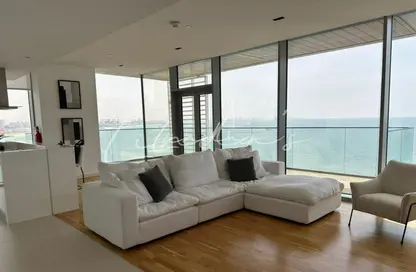Apartment - 4 Bedrooms - 5 Bathrooms for sale in Apartment Building 5 - Bluewaters Residences - Bluewaters - Dubai