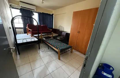 Apartment - 2 Bedrooms - 1 Bathroom for rent in Al Marjan Tower - Al Falah Street - City Downtown - Abu Dhabi