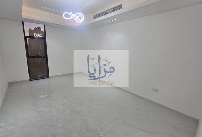 16015601 - Property Image 2