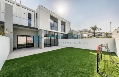 تاون هاوس - 3 غرف نوم - 4 حمامات للبيع في مروج الفرجان ويست - الفرجان - دبي