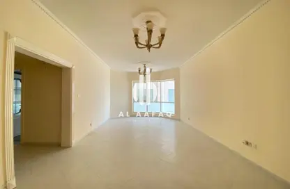 شقة - غرفة نوم - 1 حمام للايجار في المجاز 3 - المجاز - الشارقة شقة - غرفة نوم - 1 حمام للايجار في المجاز 3 - المجاز - الشارقة