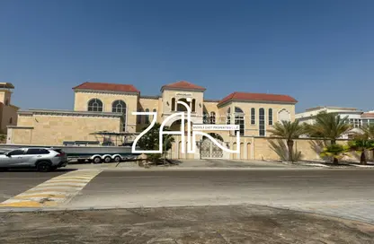 فيلا - 8 غرف نوم - 8 حمامات للبيع في الشامخة - أبوظبي
