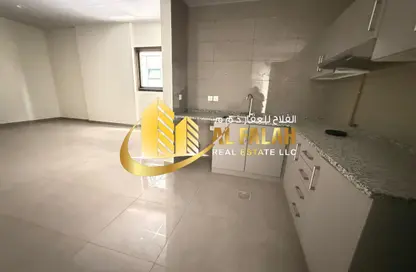 Apartment - Studio - 1 Bathroom for rent in Muwaileh Commercial - Sharjah