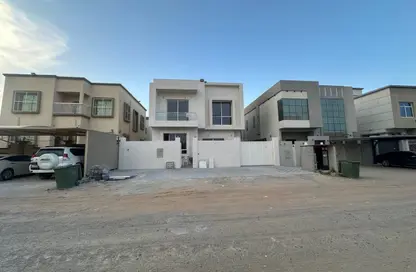 Villa - 4 Bedrooms - 5 Bathrooms for sale in Al Yasmeen 1 - Al Yasmeen - Ajman