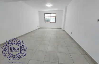 Apartment - 2 Bedrooms - 3 Bathrooms for rent in Al Karama - Dubai