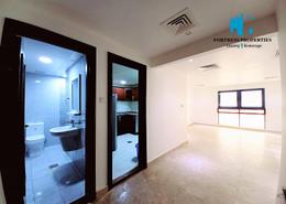 شقة - 2 غرف نوم - 2 حمامات للكراء في برج سيلفر - شارع الكورنيش - أبوظبي