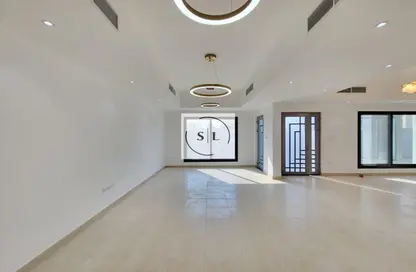 Empty Room image for: Villa - 4 Bedrooms - 6 Bathrooms for rent in Al Quoz 2 - Al Quoz - Dubai, Image 1