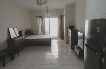 شقة - 1 حمام للايجار في مالباري 2 - حدائق الإمارات 2 - قرية الجميرا سركل - دبي