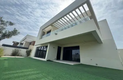 Villa - 4 Bedrooms - 7 Bathrooms for rent in West Yas - Yas Island - Abu Dhabi
