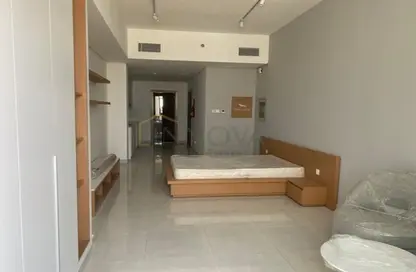 شقة - 1 حمام للايجار في برج بلو ويفز - مجمع دبي ريزيدنس - دبي