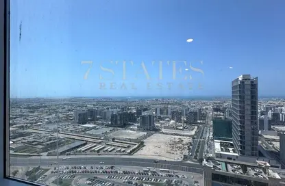 شقة - 2 غرف نوم - 2 حمامات للايجار في برج المنال - شارع الشيخ زايد - دبي