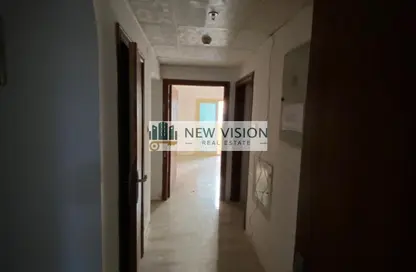 شقة - 3 غرف نوم - 4 حمامات للايجار في مبني خيري - الخان - الشارقة