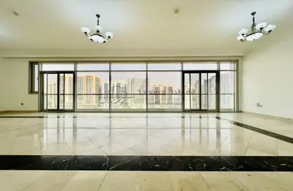 Empty Room image for: Apartment - 4 Bedrooms - 5 Bathrooms for rent in Corniche Road - Abu Dhabi, Image 1