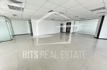 Office Space - Studio - 1 Bathroom for rent in The Regal Tower - Business Bay - Dubai