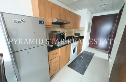 شقة - 1 حمام للايجار في مساكن النخبة رقم 5 - مساكن النخبة الرياضية - مدينة دبي الرياضية - دبي