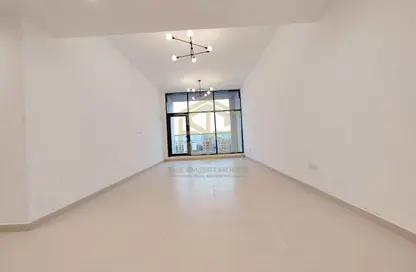 شقة - 2 غرف نوم - 4 حمامات للايجار في القصيص 2 - منطقة القصيص السكنية - القصيص - دبي