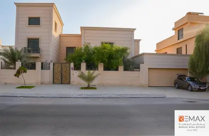 Villa - 6 Bedrooms - 7+ Bathrooms for sale in Shakhbout City - Abu Dhabi