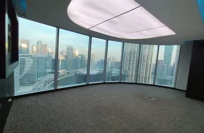 Office Space - Studio - 1 Bathroom for rent in The Binary Tower - Business Bay - Dubai