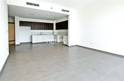 Empty Room image for: Apartment - 1 Bedroom - 1 Bathroom for sale in Park Heights 2 - Park Heights - Dubai Hills Estate - Dubai, Image 1