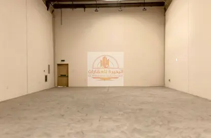 مستودع - استوديو - 1 حمام للايجار في الصجعة الصناعية - آلصجعه - الشارقة مستودع - استوديو - 1 حمام للايجار في الصجعة الصناعية - آلصجعه - الشارقة