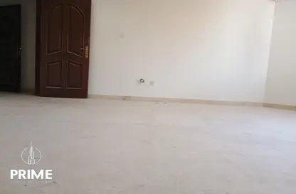 Empty Room image for: Apartment - 1 Bedroom - 2 Bathrooms for rent in Al Nahyan Camp - Abu Dhabi, Image 1