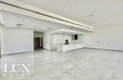 Empty Room image for: Townhouse - 4 Bedrooms - 5 Bathrooms for sale in District One Phase III - District One - Mohammed Bin Rashid City - Dubai, Image 1