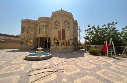 Villa - 5 Bedrooms - 6 Bathrooms for rent in Julfar - Ras Al Khaimah