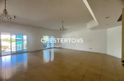 Compound - 4 Bedrooms - 4 Bathrooms for rent in 32 Villas - Dubai Media City - Dubai