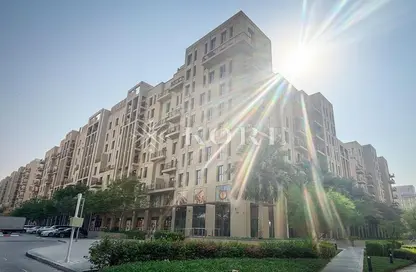 Apartment - 2 Bedrooms - 2 Bathrooms for rent in Zahra Breeze Apartments 3B - Zahra Breeze Apartments - Town Square - Dubai
