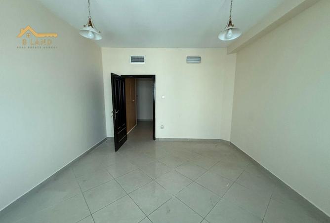 15886000 - Property Image 3