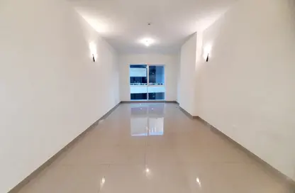 Apartment - 2 Bedrooms - 3 Bathrooms for rent in Al Jimi Avenue - Al Khalidiya - Abu Dhabi