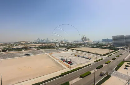 شقة - 2 غرف نوم - 3 حمامات للايجار في ممشى السعديات - منطقة السعديات الثقافية - جزيرة السعديات - أبوظبي