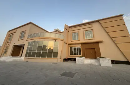 Villa - 5 Bedrooms - 7+ Bathrooms for rent in Madinat Al Riyad - Abu Dhabi