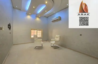 فيلا - 6 غرف نوم - 7 حمامات للايجار في فلل الروضة 2 - 2  الروضة - الروضة - عجمان فيلا - 6 غرف نوم - 7 حمامات للايجار في فلل الروضة 2 - 2  الروضة - الروضة - عجمان