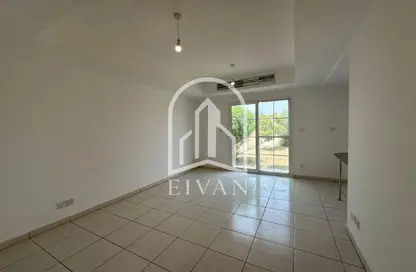 فيلا - 2 غرف نوم - 2 حمامات للايجار في الينابيع 11 - الينابيع - دبي