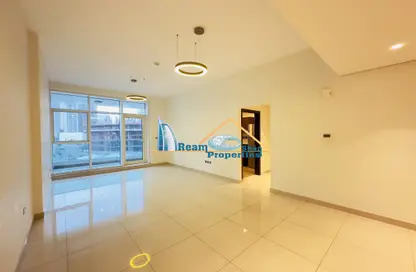 شقة - 2 غرف نوم - 3 حمامات للايجار في زمرد الجداف ميرو - الجداف - دبي