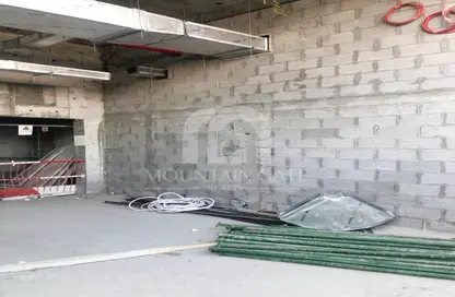 محل - استوديو للبيع في بي جي وان - الفرجان - دبي