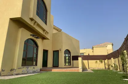 Outdoor House image for: Villa - 3 Bedrooms - 4 Bathrooms for rent in Sas Al Nakheel - Abu Dhabi, Image 1