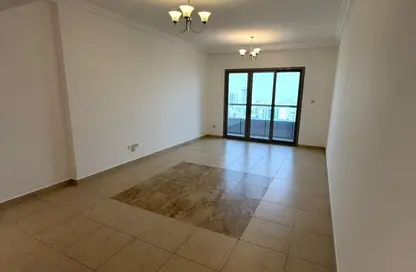 Apartment - 2 Bedrooms - 3 Bathrooms for rent in Style Tower - Al Khan Lagoon - Al Khan - Sharjah