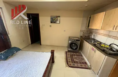 شقة - 1 حمام للايجار في الخان - الشارقة