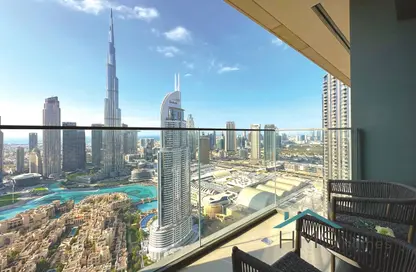 Outdoor Building image for: Penthouse - 3 Bedrooms - 3 Bathrooms for rent in Burj Royale - Downtown Dubai - Dubai, Image 1